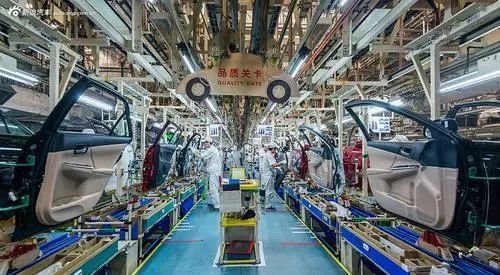 学习世界标杆,品鉴精益文化 上海寰宇广州 连云港 锦州箱厂组织员工参观广汽丰田 工厂